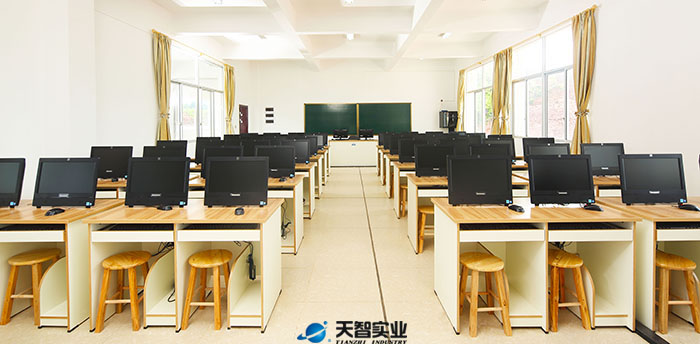 pg电子平台计算机教室